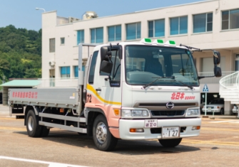 仕事の幅が広がる中型自動車免許